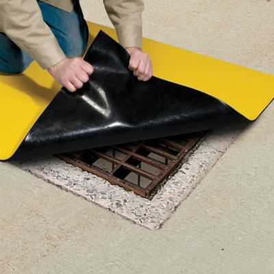 PIG® DrainBlocker® Drain Cover